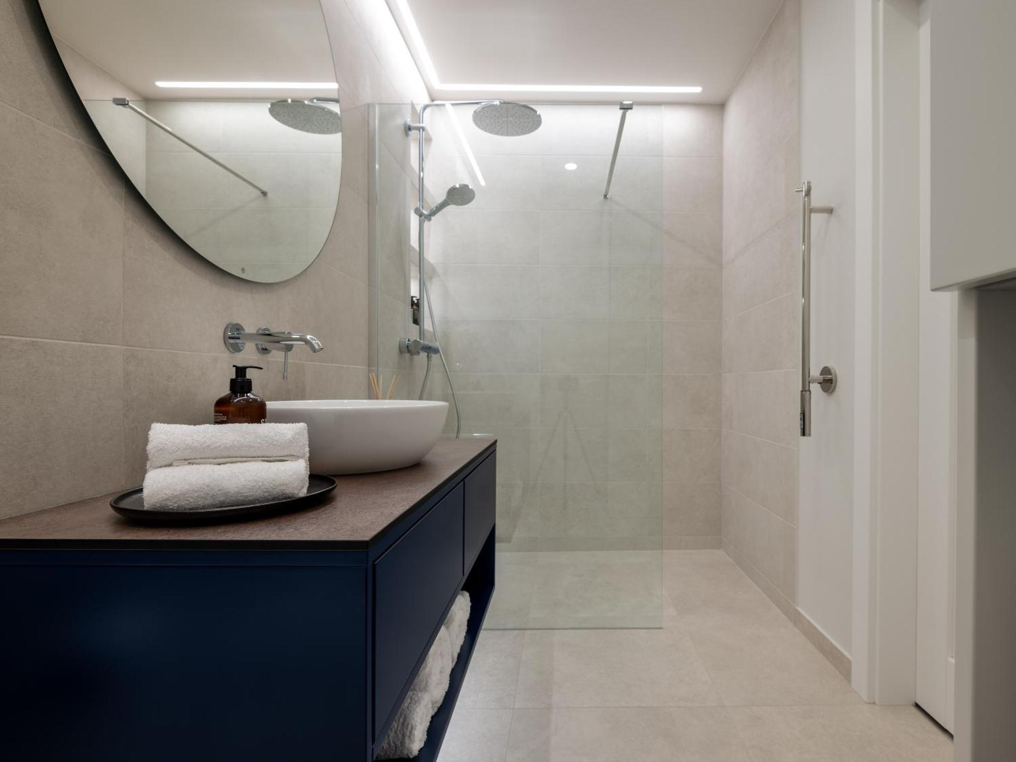 D33 Vilnius - Brand New Luxury Apartment With Terrace, Garden, Ac And Parking Eksteriør billede